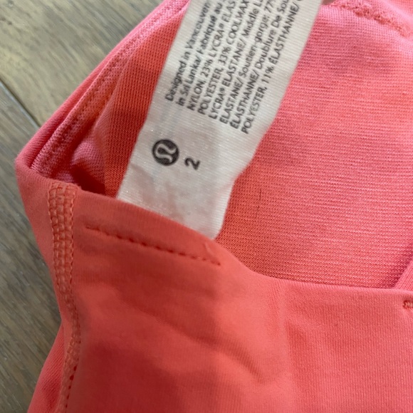 Lululemon sports bra/tank top - Picture 4 of 5